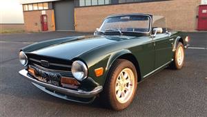 Triumph TR6 2.5l 1973 Wedding car. Click for more information.