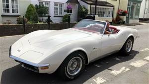 Corvette Stingray 5.7L 1970 Wedding car. Click for more information.