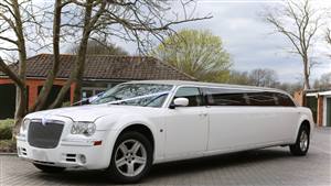 Chrysler 300C Limousine Wedding car. Click for more information.