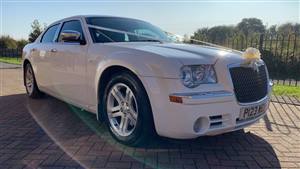 Chrysler 300C Saloon Wedding car. Click for more information.