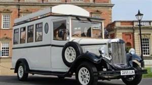 Asquith Mascot Wedding car. Click for more information.