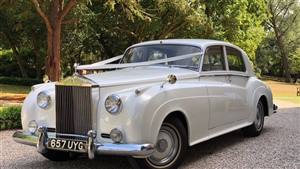 Rolls Royce Silver Cloud 1 Wedding car. Click for more information.