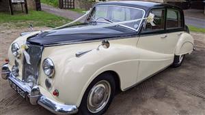 Armstrong Siddeley Star Sapphire Wedding car. Click for more information.