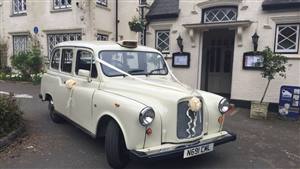 Fairway London Taxi Wedding car. Click for more information.