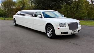 Chrysler,300C Limousine,White