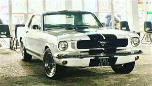 Ford Mustang 1966 Wedding car. Click for more information.