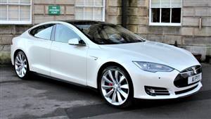 Tesla P85+ Model S Wedding car. Click for more information.