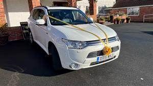 Mitsubishi,Outlander - Hybrid,White