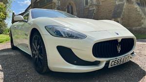 Maserati Granturismo 4.7 V8 Wedding car. Click for more information.
