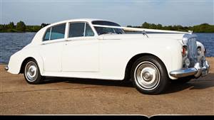 Bentley S3 Wedding car. Click for more information.