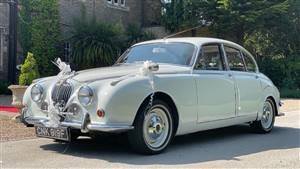 Jaguar 1968 MK2 Wedding car. Click for more information.