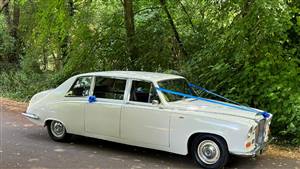 Daimler DS420 Wedding car. Click for more information.