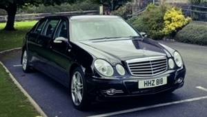 Mercedes Limousine Wedding car. Click for more information.