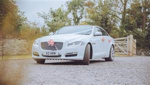 Jaguar XJ Wedding car. Click for more information.