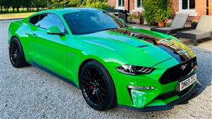 Ford Mustang Wedding car. Click for more information.