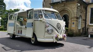 VW Campervan,Split Screen,Olde English White