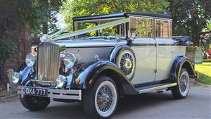 Regent Landaulette Wedding car. Click for more information.