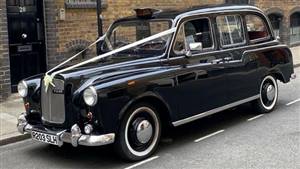 London Taxi Fairway FX4 Wedding car. Click for more information.