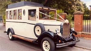 Vintage Asquith Seats 8 Passengers Wedding car. Click for more information.