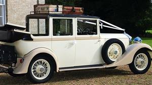 Rolls Royce Laundalette Wedding car. Click for more information.