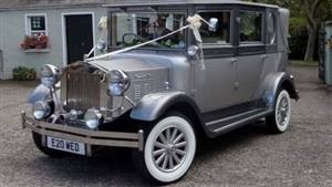 Imperial Landaulette Wedding car. Click for more information.