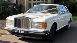 Rolls Royce Silver Spirit II Wedding car. Click for more information.