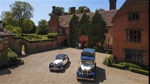 Asquith & Royale Pair Asquith Bus & Royale Car Wedding car. Click for more information.