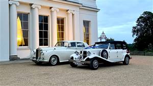 Beauford & Rolls Royce Classic Pair Wedding car. Click for more information.
