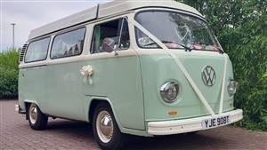 VW Campervan,T2 Bay Window,Light Green | White