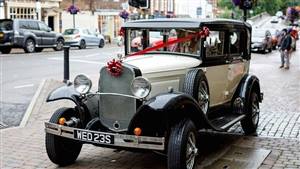 Badsworth Landaulette Wedding car. Click for more information.