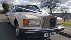 Rolls Royce Silver Spirit II Wedding car. Click for more information.
