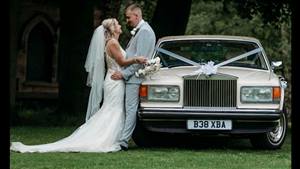Rolls Royce Silver Spirit II Wedding car. Click for more information.