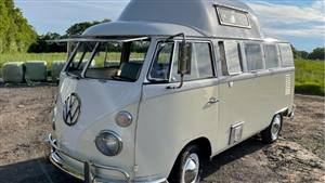 VW T1 Splitscreen Wedding car. Click for more information.