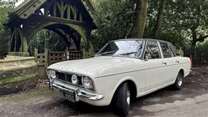 Ford Cortina Mk2 1600E Wedding car. Click for more information.