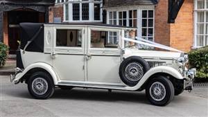 Imperial Viscount Wedding car. Click for more information.