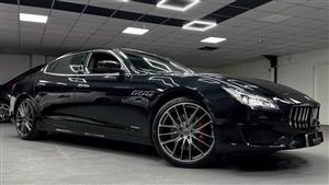 Maserati Quattroporte S Wedding car. Click for more information.
