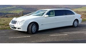 Mercedes Limousine Elegance E350 Binz Wedding car. Click for more information.