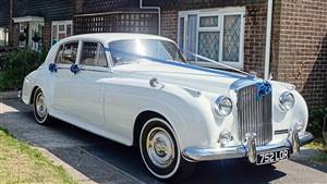 Bentley S2 Wedding car. Click for more information.