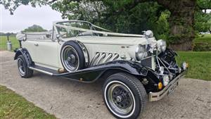 Beauford Tourer Willow Wedding car. Click for more information.