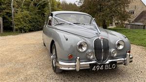 Jaguar MK2 Wedding car. Click for more information.