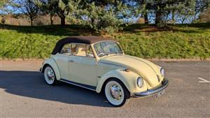 VW Classic Karmann Beetle Convertible Wedding car. Click for more information.