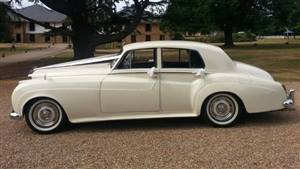 Bentley S1 Wedding car. Click for more information.