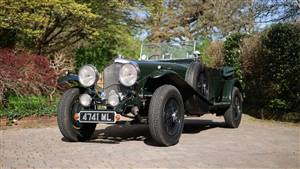 Bentley Tourer Wedding car. Click for more information.