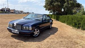 Bentley Arnage Wedding car. Click for more information.